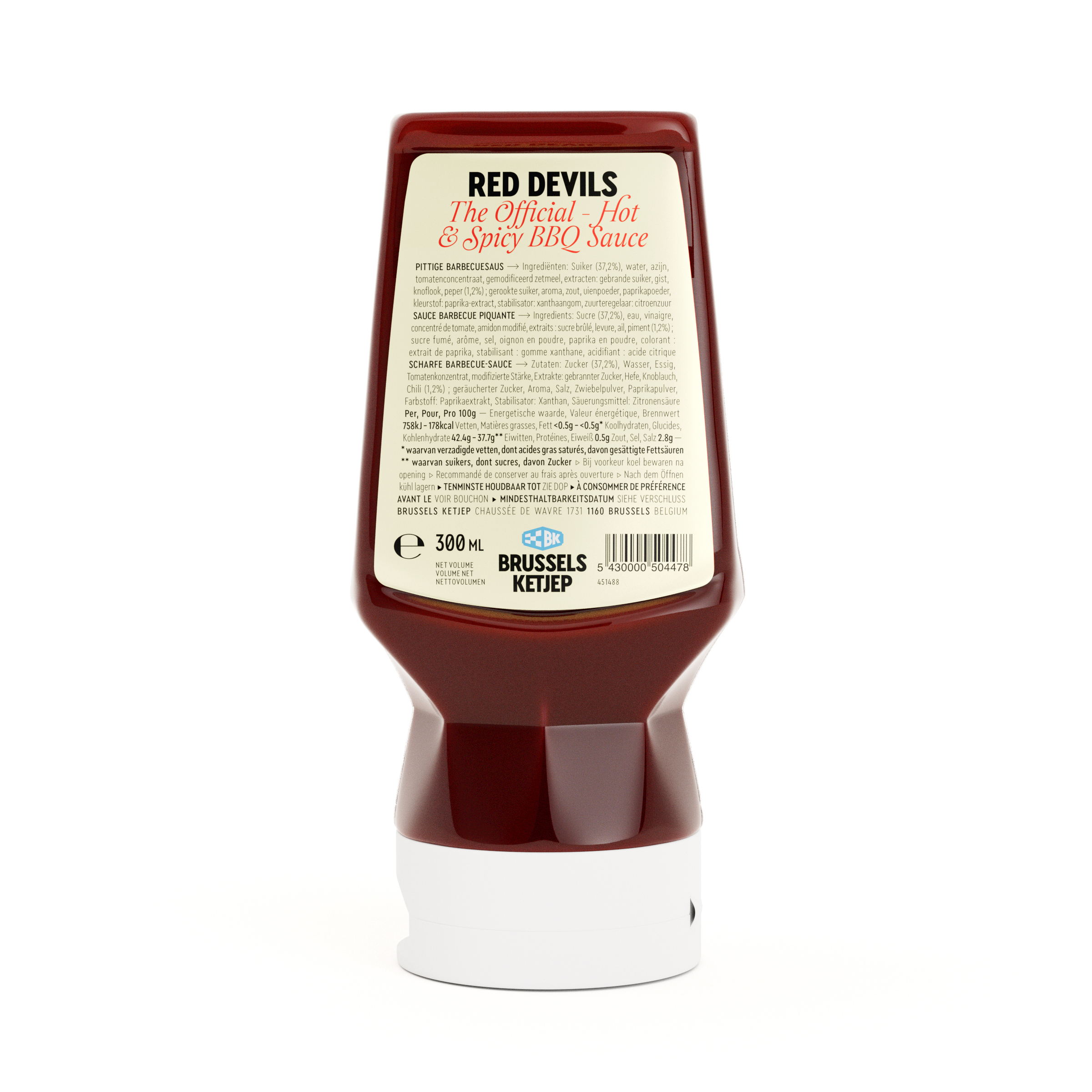 Red Devils-saus 300 ml van het Belgische sausmerk Brussels Ketjep BK. Een pittige barbecuesaus om de Rode Duivels in Amerika te steunen. Verpakking achterkant met ingrediëntenlijst.